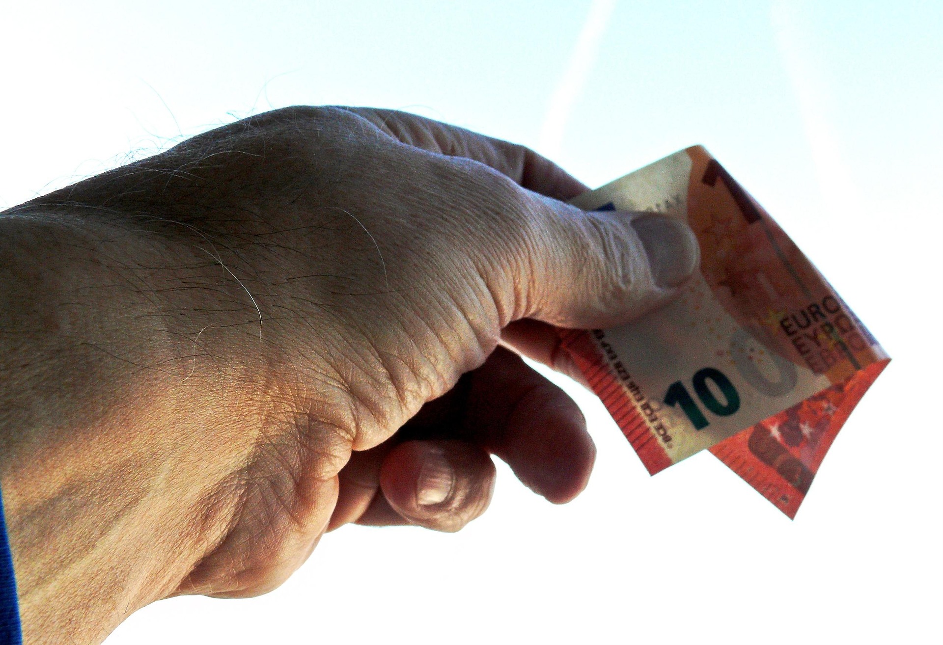 Töötuks jäädes võib uuest aastast saada üle 3000 euro suurust hüvitist